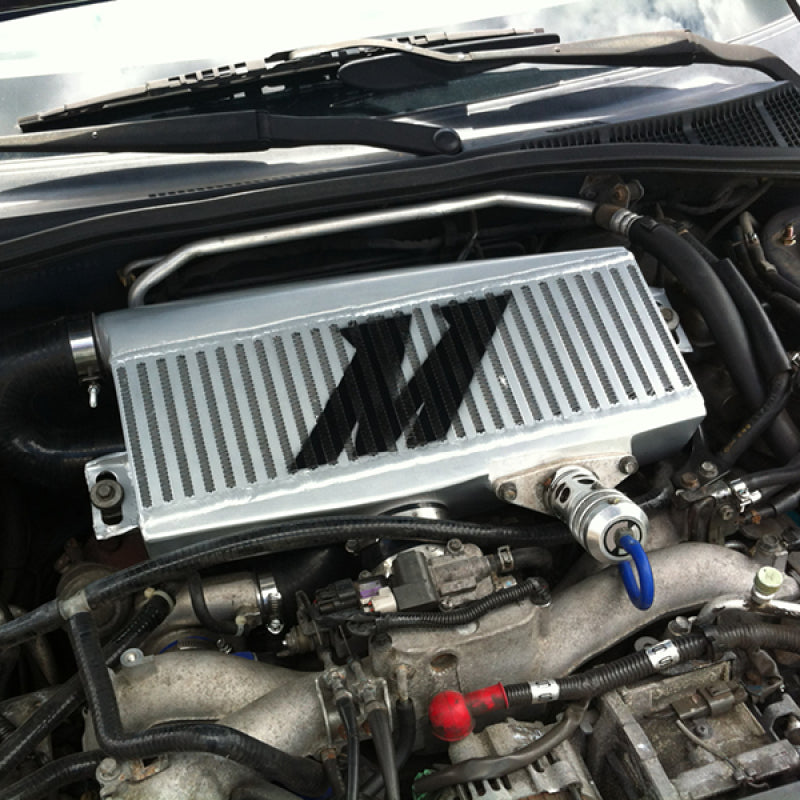 Mishimoto Subaru 02-07 WRX/04-07 STi Top-Mount Intercooler Kit - Powder Coated Silver &amp; Black Hoses