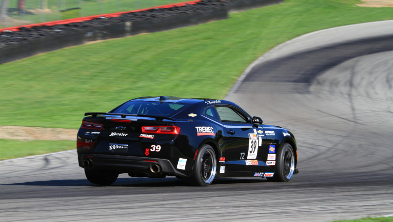 Corsa 2016-19 Chevrolet Camaro SS 6.2L V8 2.75in Polished Xtreme Axle-Back Exhaust Dual Rear Exit