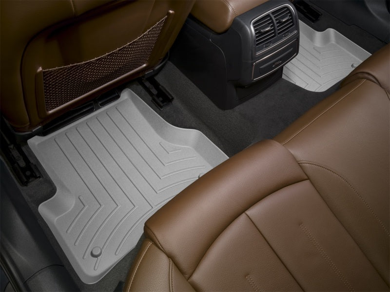 WeatherTech 99-07 Chevrolet Silverado Extended Cab Classic Rear FloorLiner - Grey