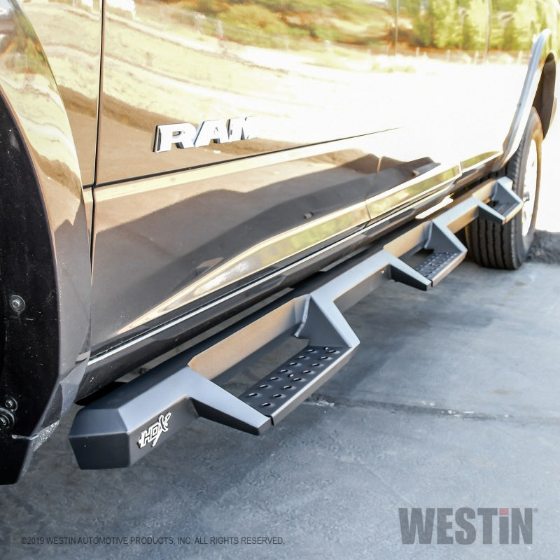 Westin/HDX 19-20 Ram 2500/3500 Crew Cab (8ft Bed) Drop Wheel to Wheel Nerf Step Bars - Txt Black