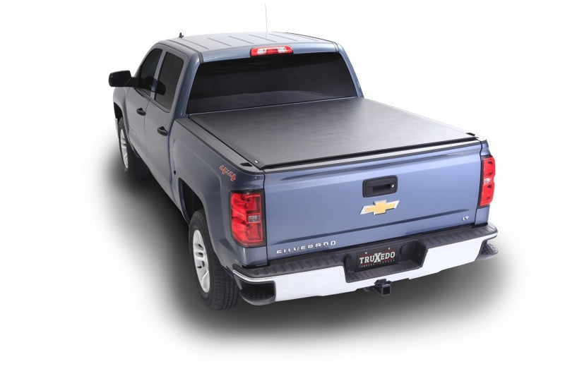 Truxedo 14-18 GMC Sierra &amp; Chevrolet Silverado 1500 5ft 8in Lo Pro Bed Cover